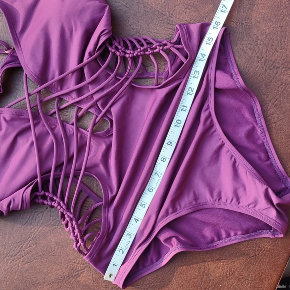Bathing Suit. Strappy one piece. Size L. - Picture 6 of 10